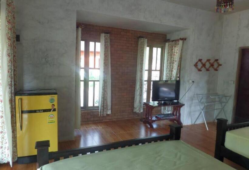 带阳台的豪华间, Lunda Orchid Resort