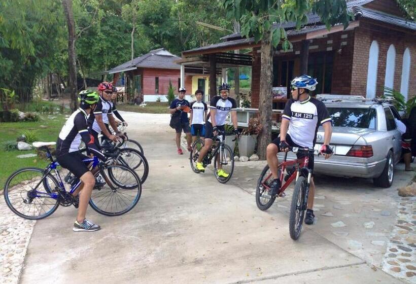 带阳台的豪华间, Lunda Orchid Resort