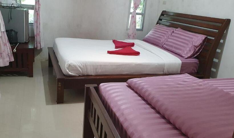 豪华三人间, Lunda Orchid Resort