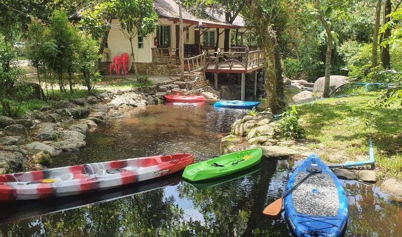 豪华三人间, Lunda Orchid Resort