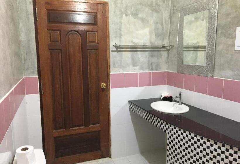 豪华房间, Lunda Orchid Resort