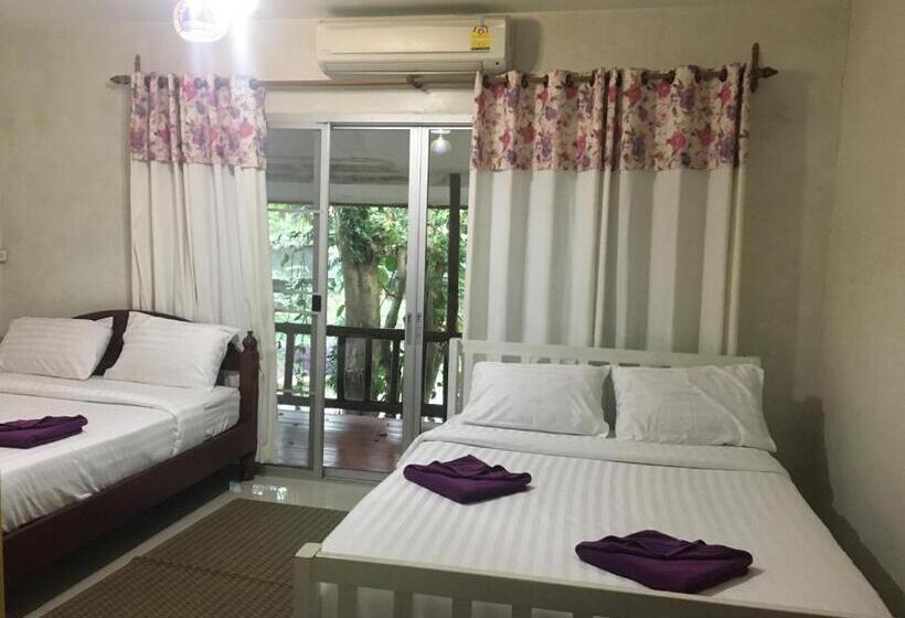 豪华房间, Lunda Orchid Resort