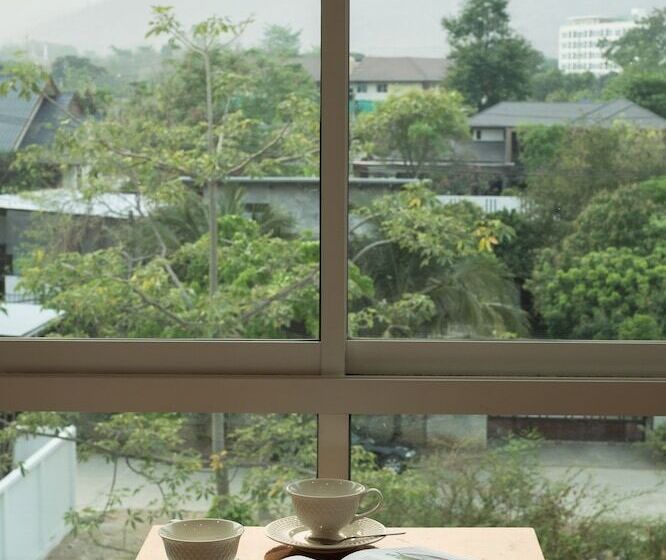 اتاق استاندارد با چشمانداز کوهستان, Km Hotel Chiang Mai