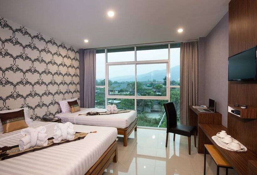اتاق استاندارد سه نفره, Km Hotel Chiang Mai