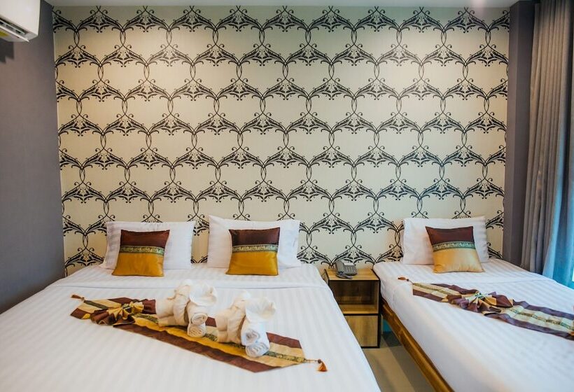 اتاق استاندارد سه نفره, Km Hotel Chiang Mai