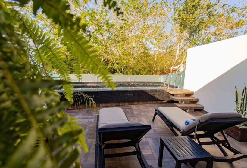 스위트 킹사이즈 침대, Mia Bacalar Luxury Resort & Spa