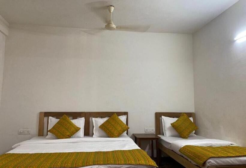 Трехместный Номер Superior, Calangute Beach Palms