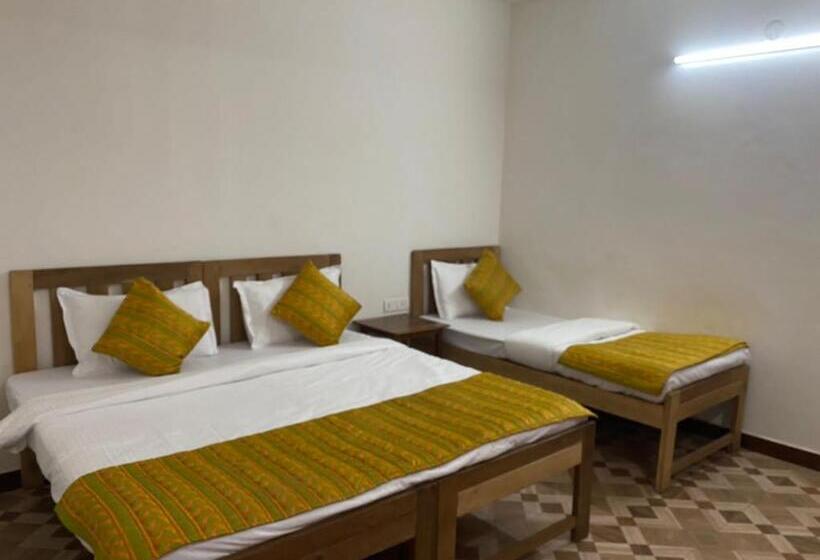 Трехместный Номер Superior, Calangute Beach Palms