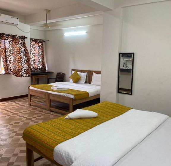 Quarto Estandar, Calangute Beach Palms