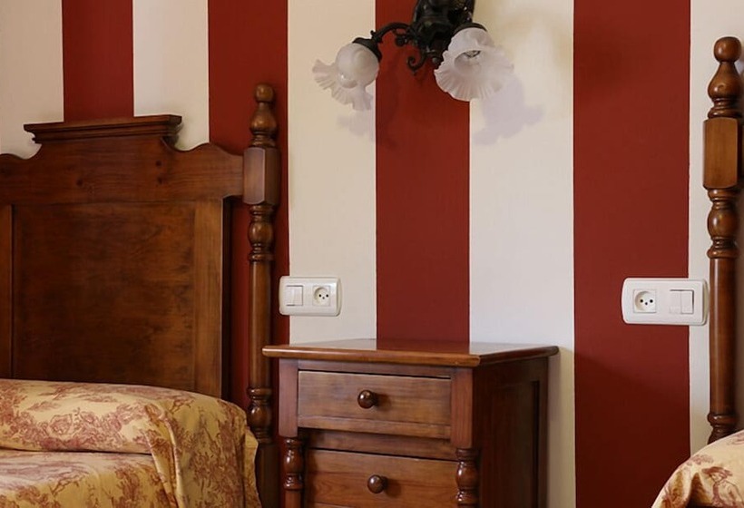 スタンダードルーム, Hostal Emilia