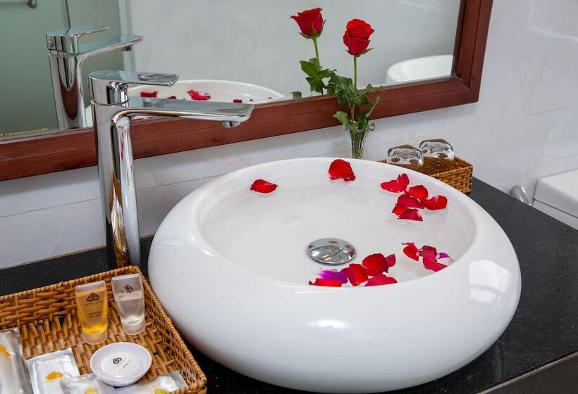 آپارتمان سوپریور 1 خوابه, Crystal