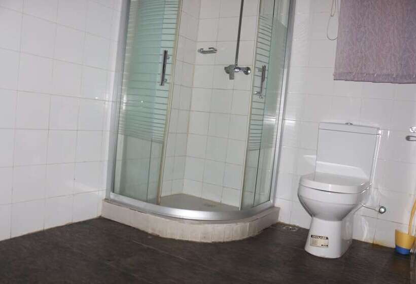 غرفة قياسية فردية, Fresh Spring Hotels & Towers