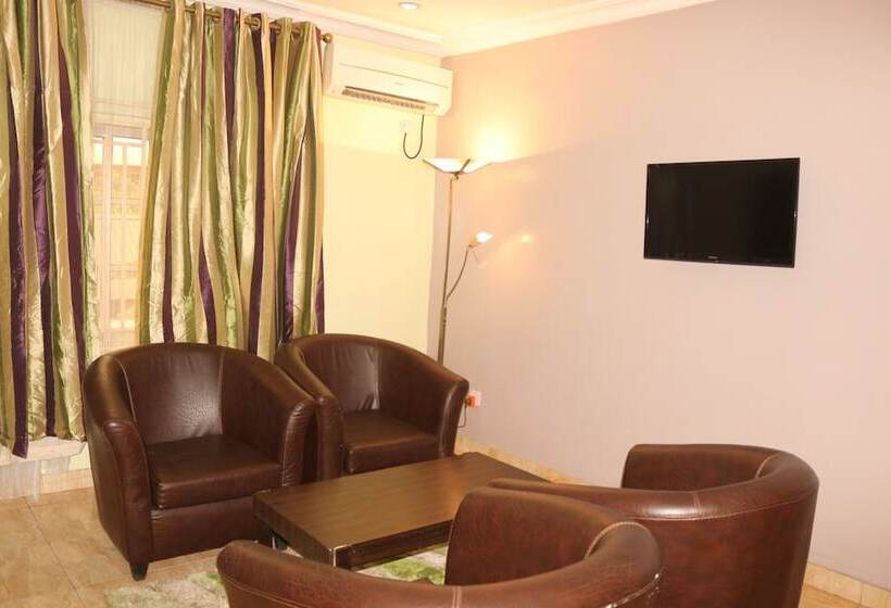 جناح, Fresh Spring Hotels & Towers