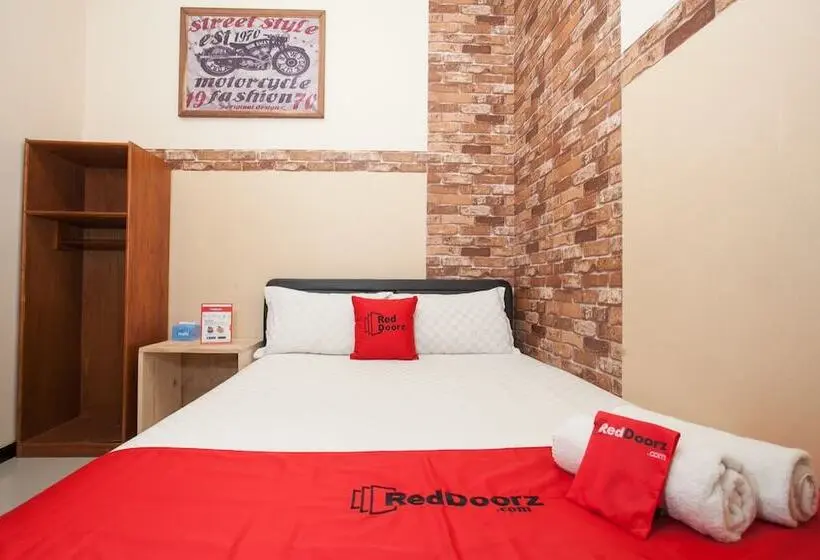 スタンダードルーム, Reddoorz Near Stasiun Kota Baru Malang