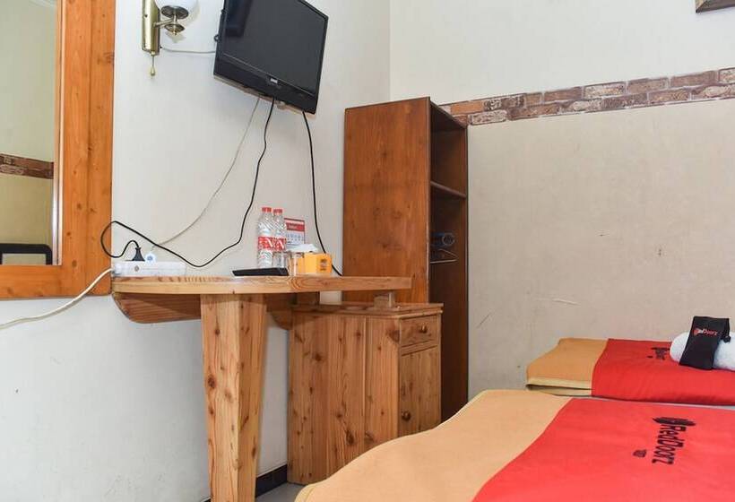 스탠다드 룸, Reddoorz Near Stasiun Kota Baru Malang