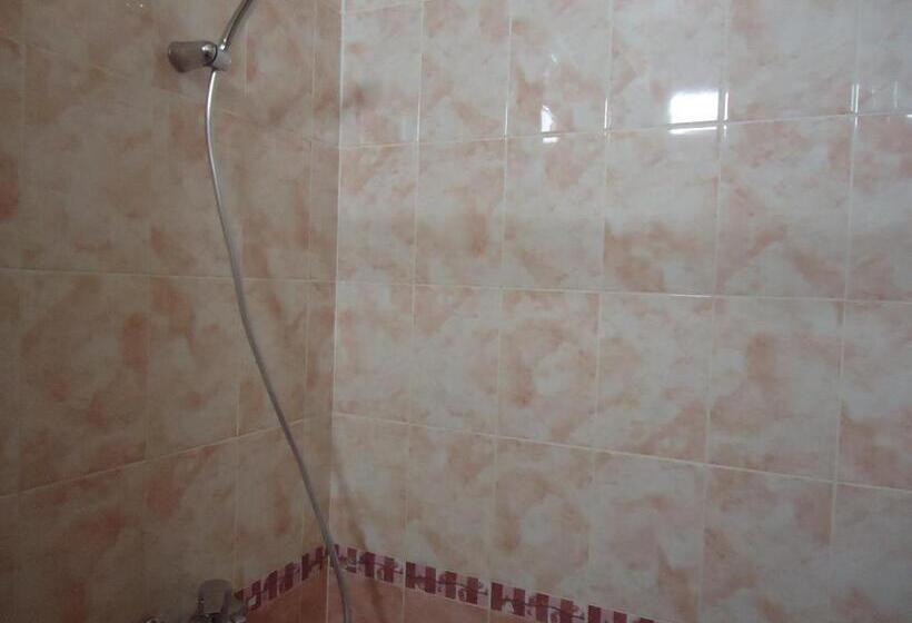 اتاق استاندارد, Tumar