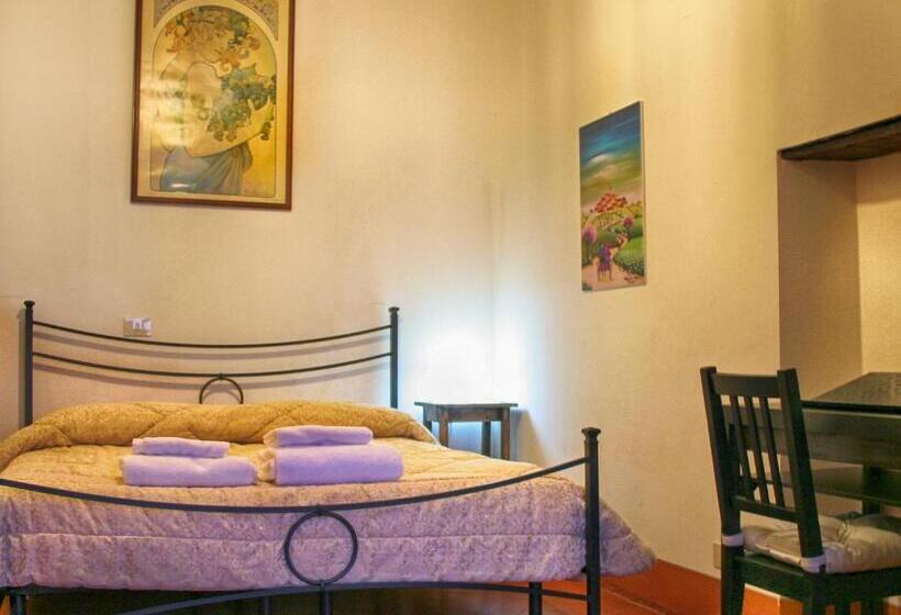 家庭间, Serendipity House B&b