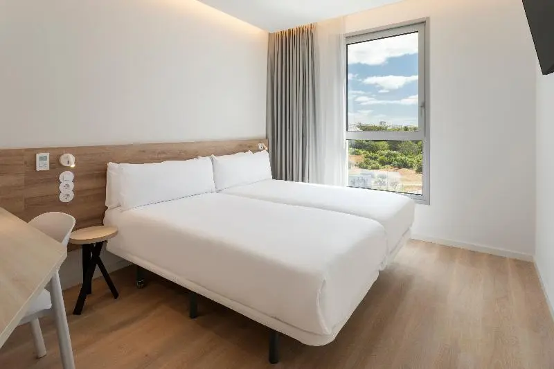 اتاق استاندارد, B&b Hotel Setúbal Bonfim