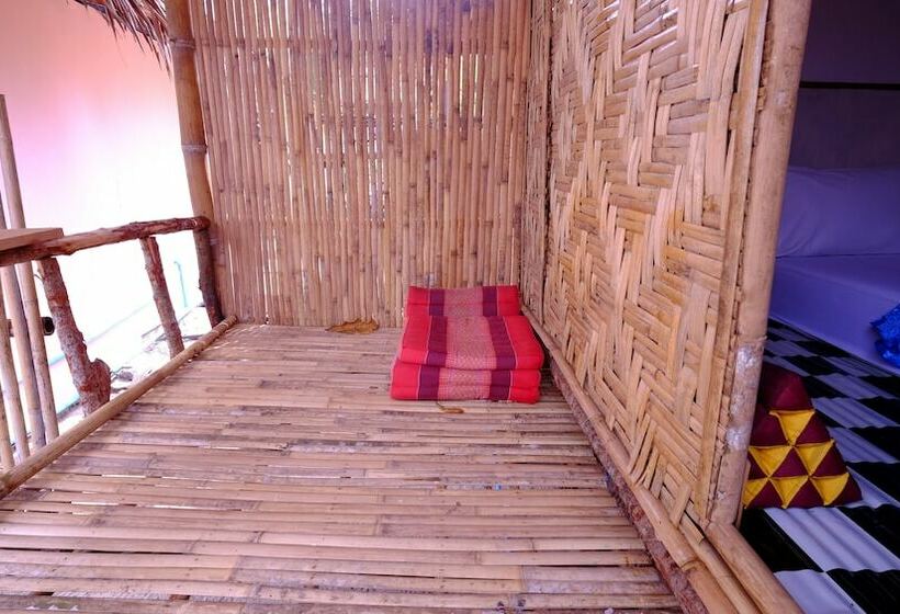 کابین, Captain Yut S Bungalow