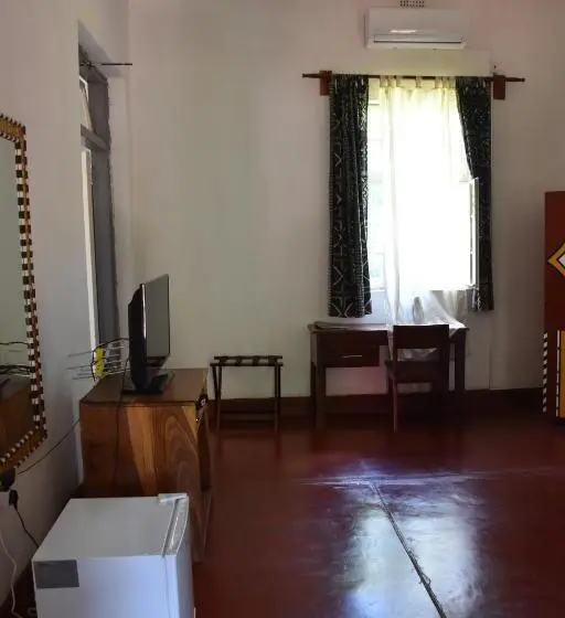 سوییت خانوادگی, Tabonina Bis