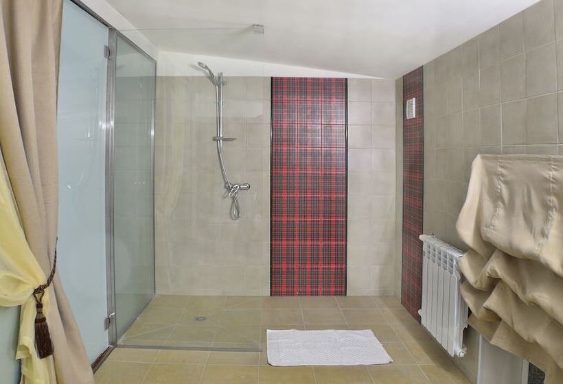 프리미엄 4인룸, Spa Hotel Ingerburgskiy