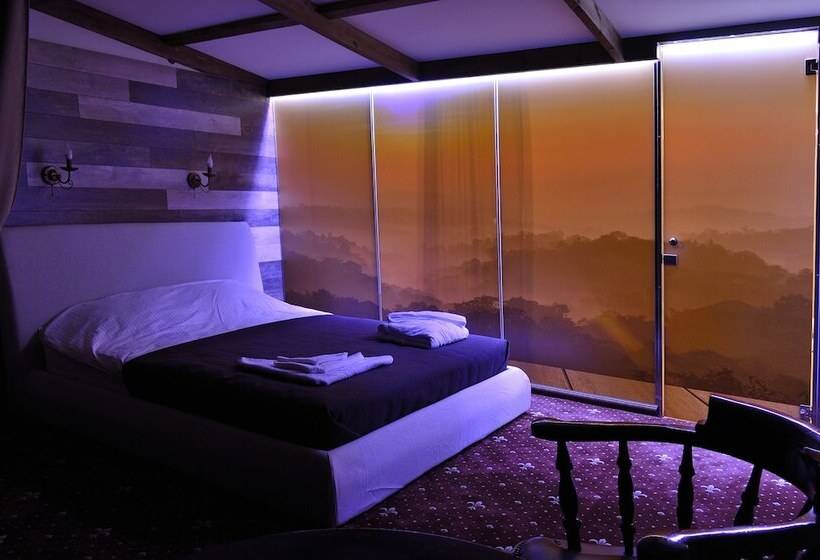 اتاق پریمیوم چهارنفره, Spa Hotel Ingerburgskiy
