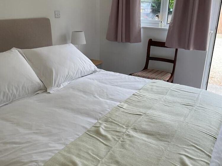 غرفة قياسية, King William Iv