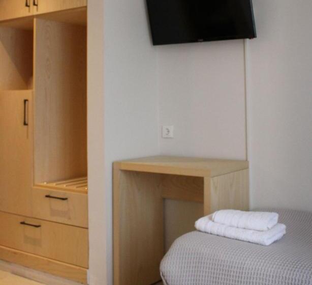 Номер Стандарт Трехместный, Messini