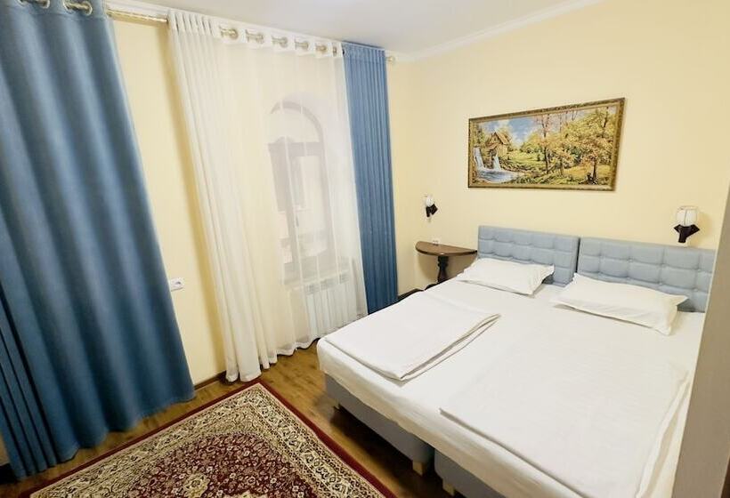 غرفة قياسية, Samarkand Travel