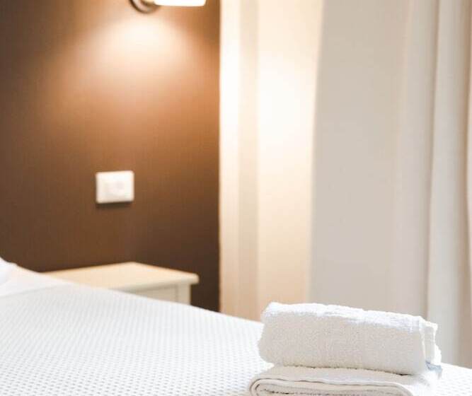 ２ベッドルームアパートメント, Sisiotisa