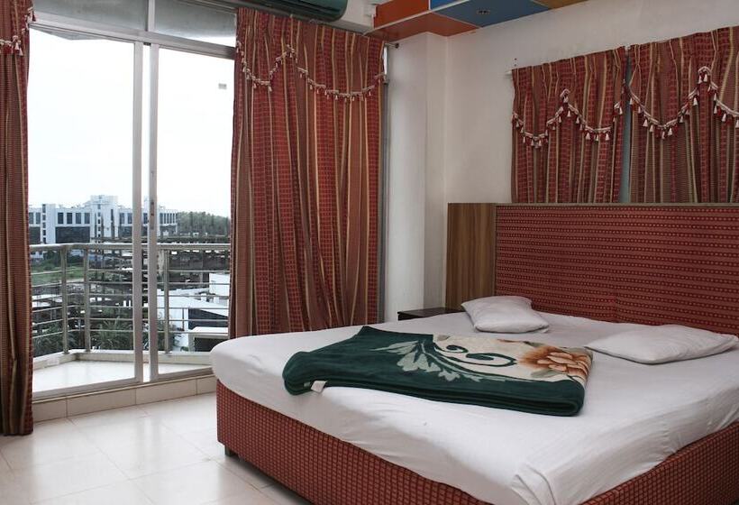 اتاق لوکس, White Beach