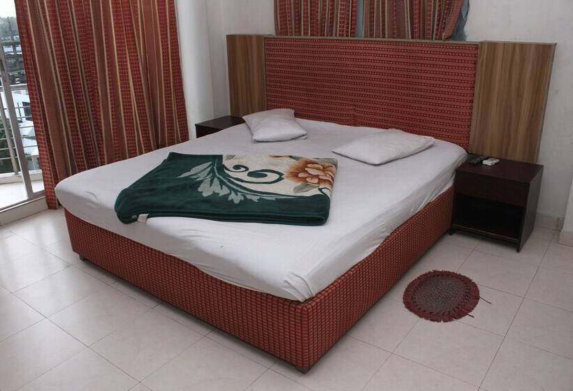 اتاق لوکس, White Beach