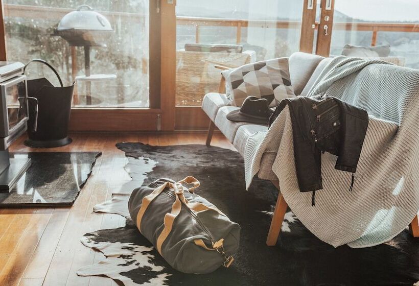 בקתה, Kangaroo Ridge Retreat