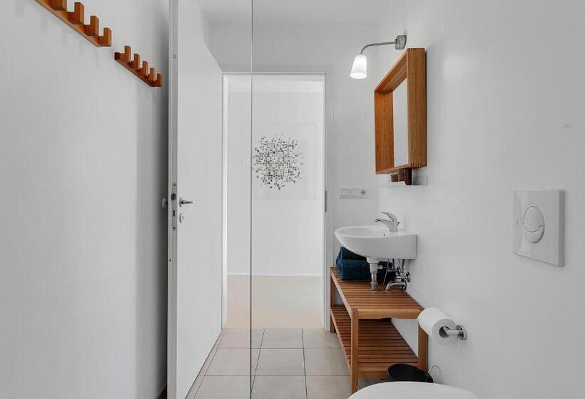 آپارتمان لوکس 1 خوابه, Eyvindarholt Guesthouse