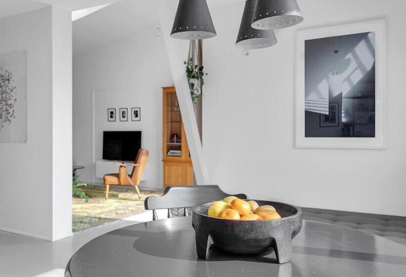 آپارتمان لوکس 1 خوابه, Eyvindarholt Guesthouse