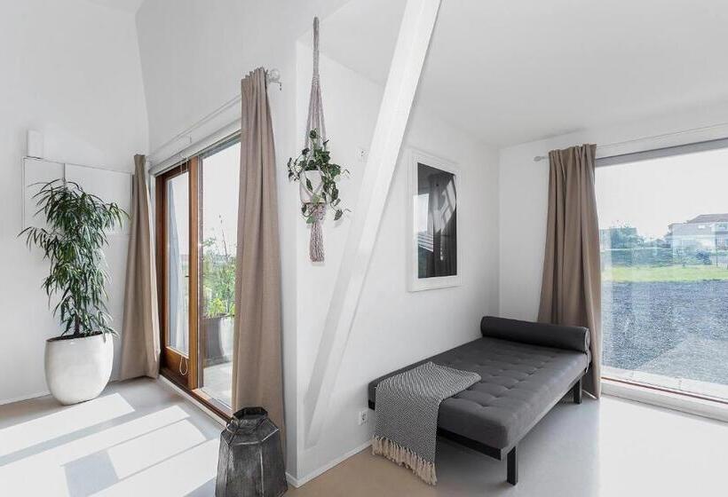 آپارتمان لوکس 1 خوابه, Eyvindarholt Guesthouse