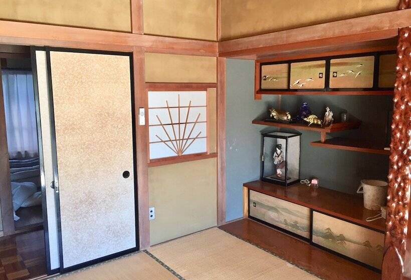 패밀리 룸, Guesthouse Face To Face