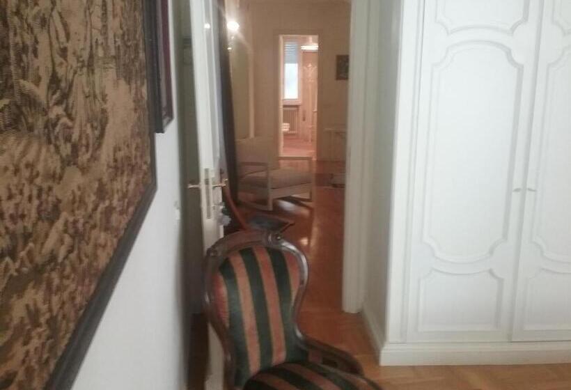 اتاق استاندارد, B&b Barberia