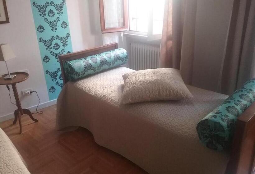 اتاق استاندارد سه نفره, B&b Barberia