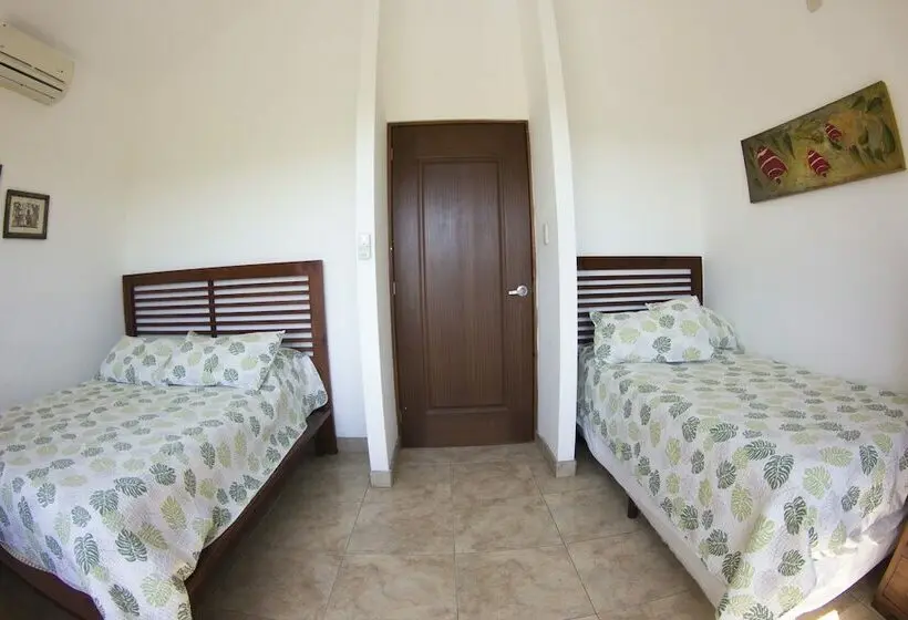 ３ベッドルームのデラックスビラ, Luxury Villas Monterrico