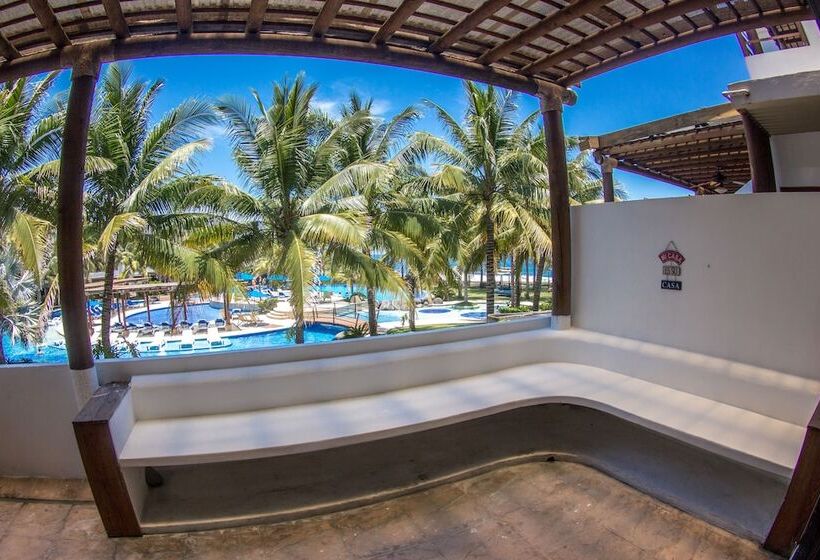 ویلای 3 خوابه, Luxury Villas Monterrico