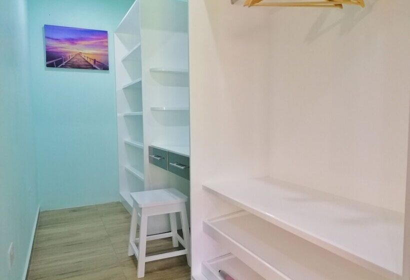 بانگلوی لوکس, Casa De Leela Self Catering Guest House