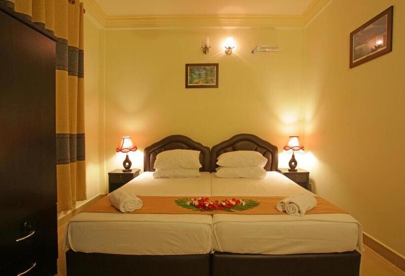 اتاق لوکس, Hanifaru Transit Inn