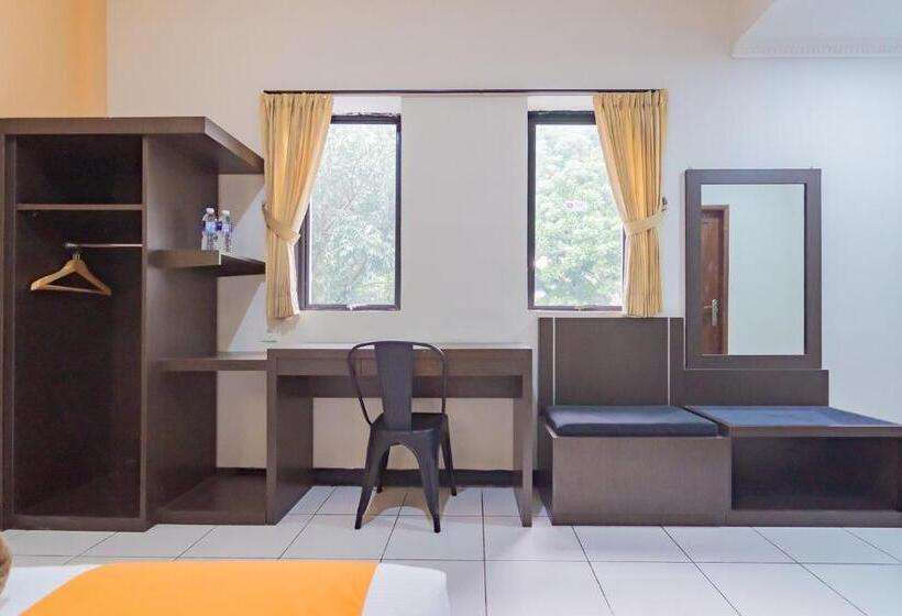 豪华房间, Sans Hotel Cihampelas Bandung