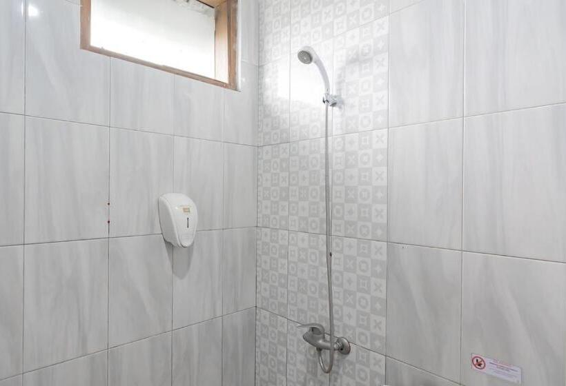 高级大房间, Sans Hotel Cihampelas Bandung