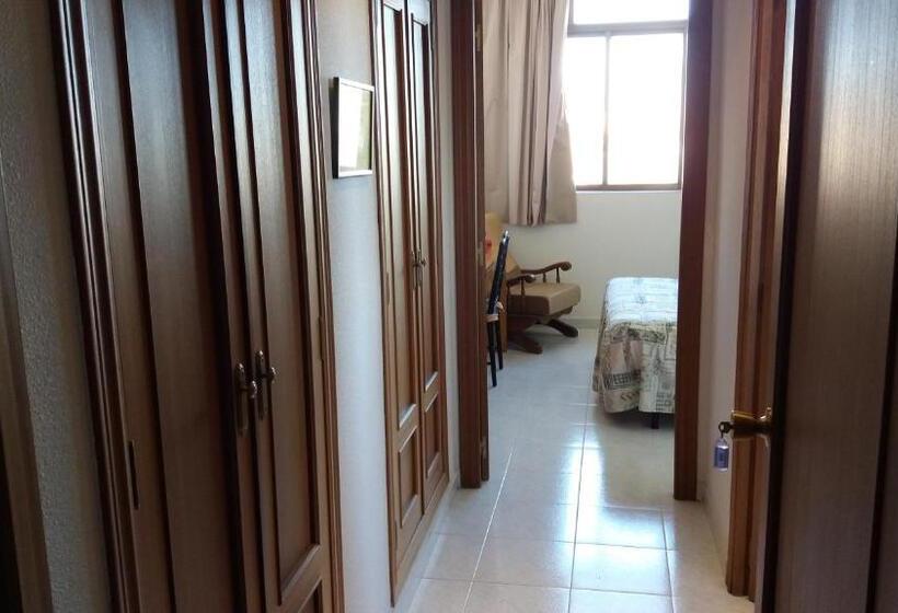 غرفة قياسية, Centro San Viator