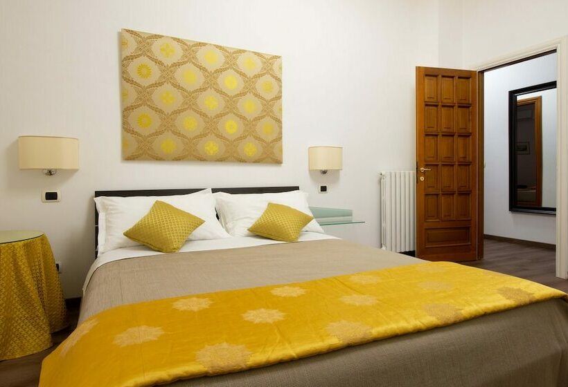 آپارتمان 2 خوابه, L Insolita Reggia