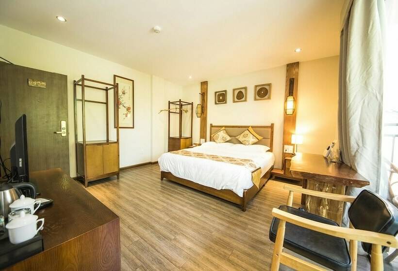 חדר סופריור עם נוף להרים, Dongfang Tianshe Resort