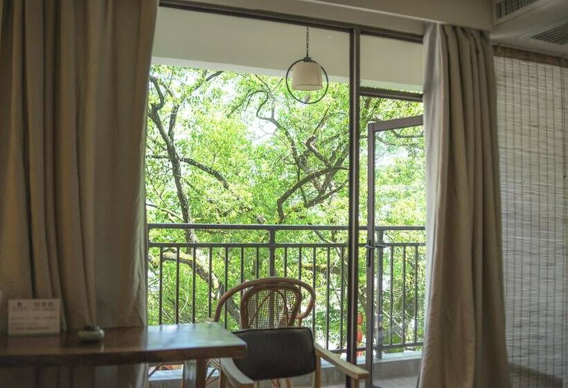 חדר סופריור עם נוף להרים, Dongfang Tianshe Resort