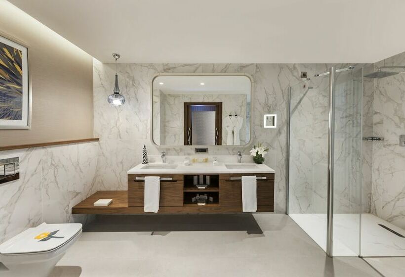 キングサイズベッドのスイートルーム, Elite World Grand Istanbul Kucukyali